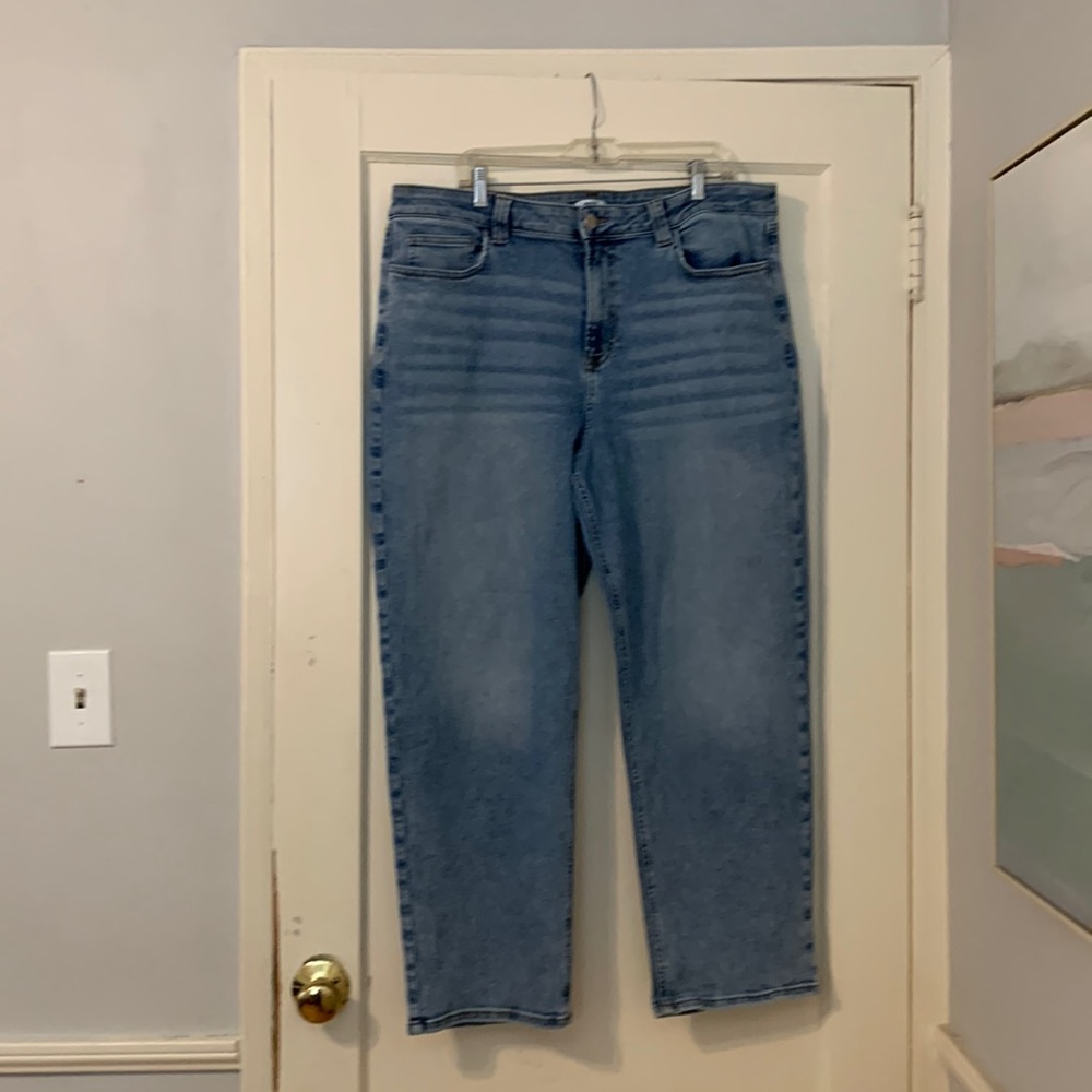 Forever 21 Women’s Jeans Size 18